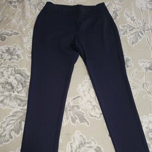 Chico's Navy Blue Flattering Pull On Pants Size 1Regular = 8 EUC
